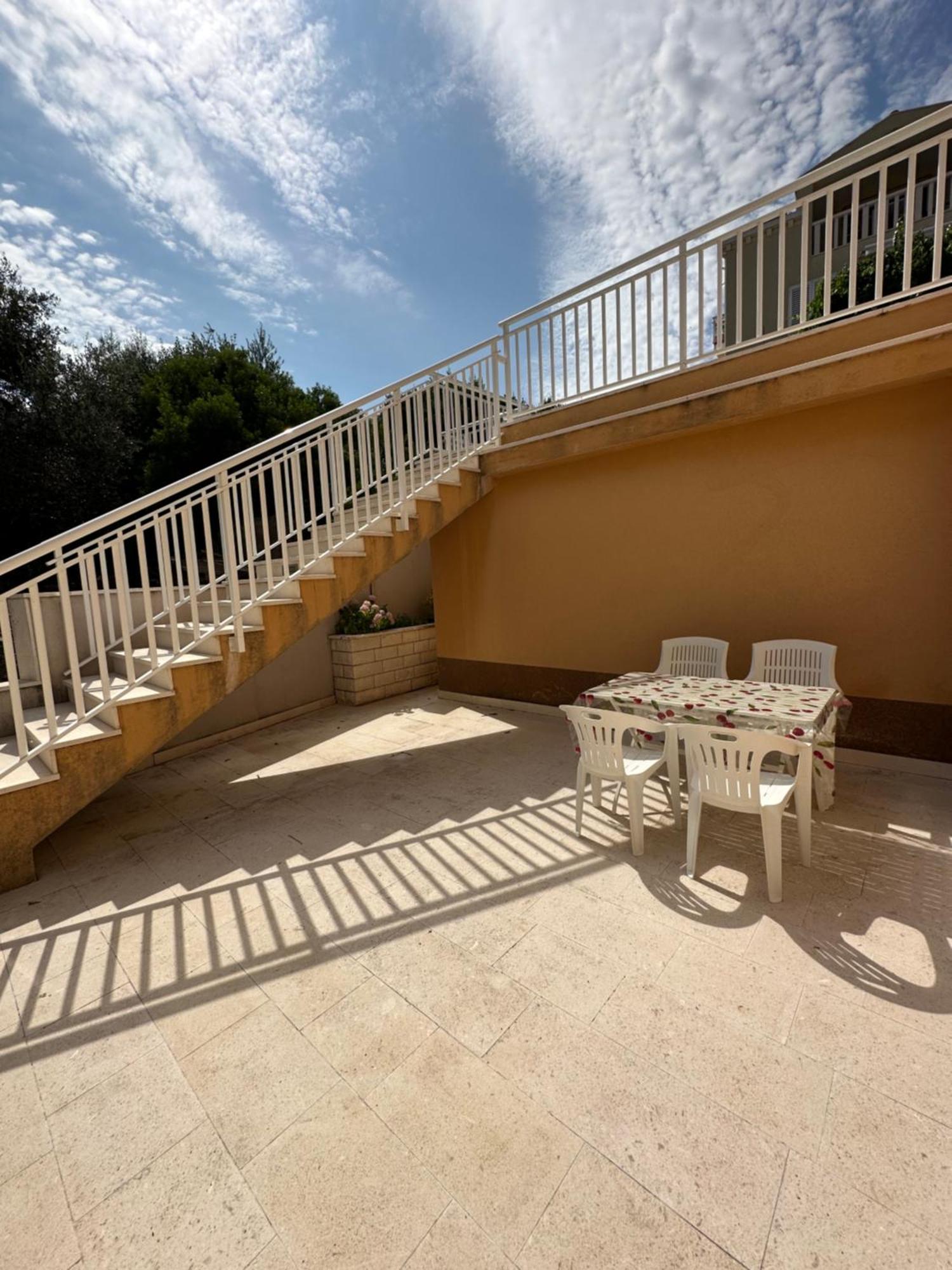 Apartments Villa Eva Slano Esterno foto