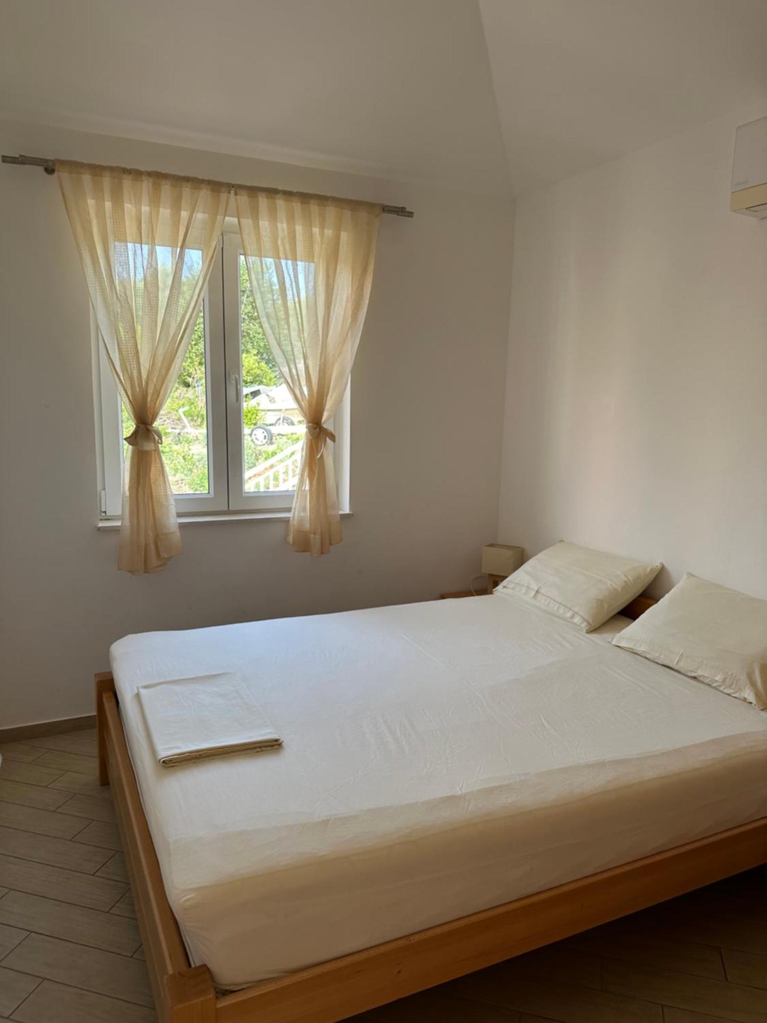 Apartments Villa Eva Slano Esterno foto